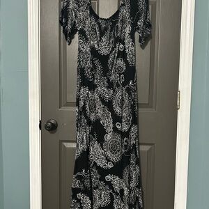 Elegant Black and White Paisley Dress